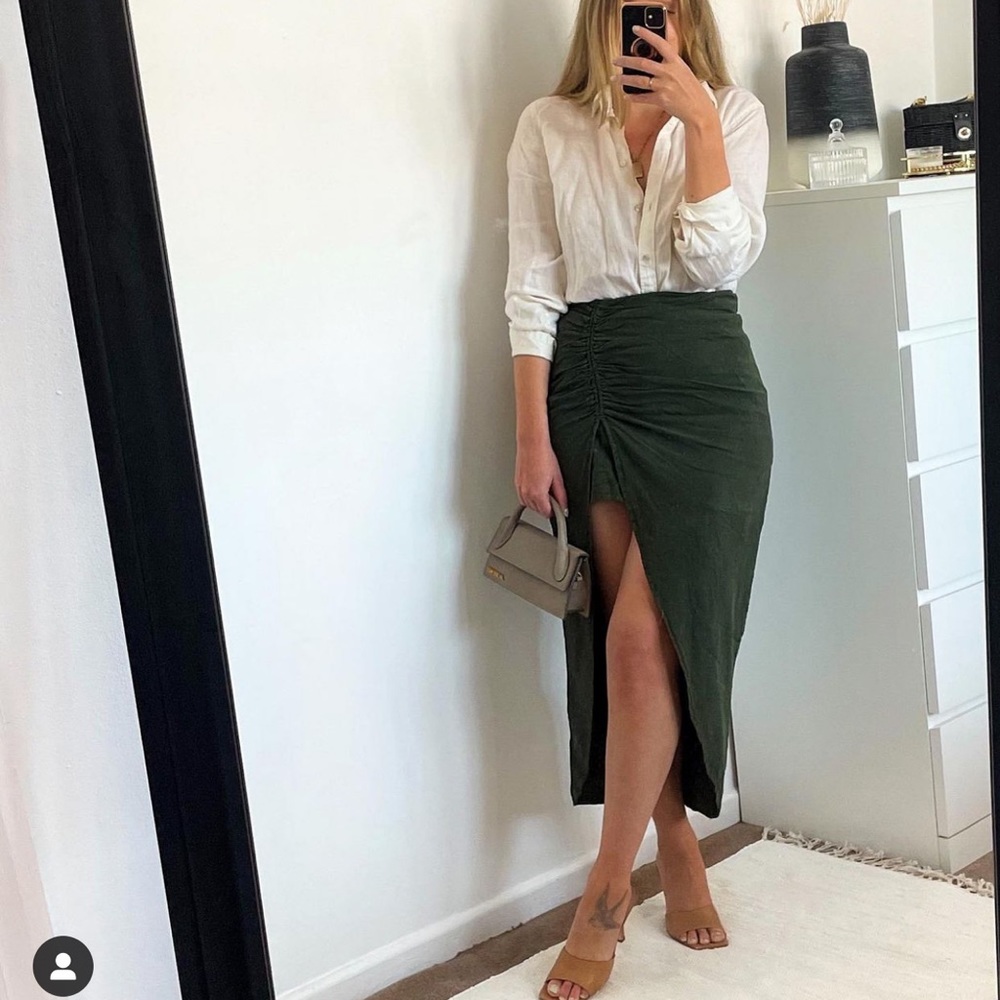 NWT ZARA Blogger’s Fav| Lined Blend Skirt With Ruching - Picture 7 of 16